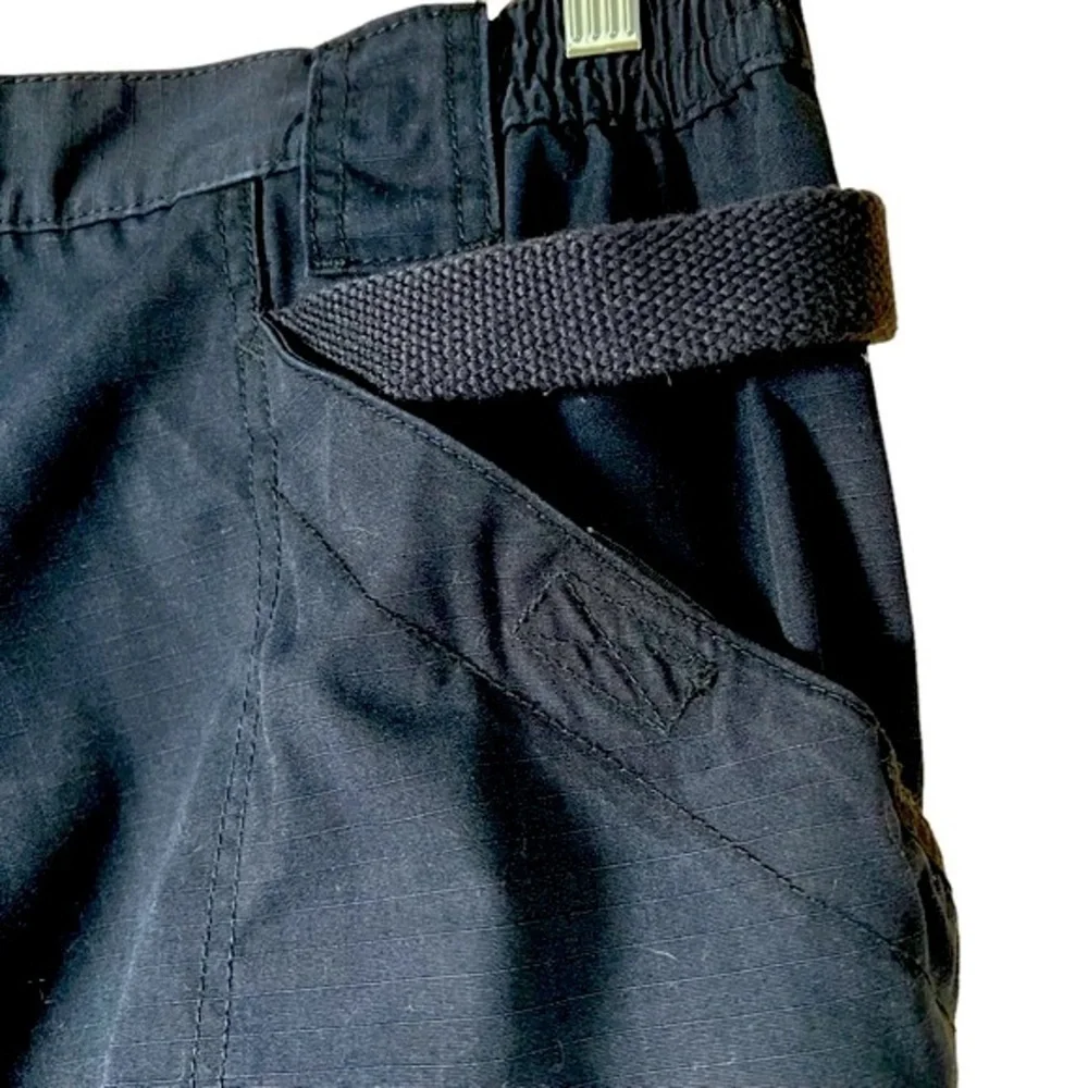 5.11 Tactical Men’s Cargo Style Casual Pants With  A Plethora of Pockets 36 X 29